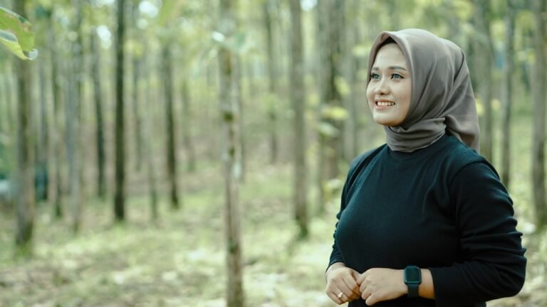 Rahmi Luncurkan Album Perdana ‘Kutama’