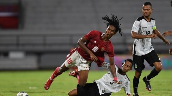 Debutan Termuda Timnas Indonesia, dari Ronaldo Kwateh Hingga Boaz Solossa