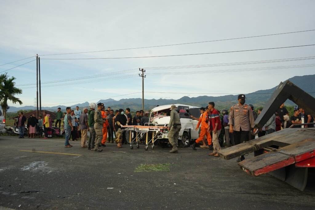 Foto-Foto Kecelakaan Di Aceh Besar