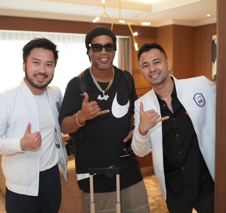 Deal Ronaldinho Gabung Rans Nusantara Fc