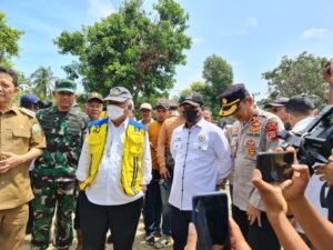 Hrd, Pj Gubernur Aceh Dan Menteri Pupr Tinjau Tanggul Krueng Keureuto