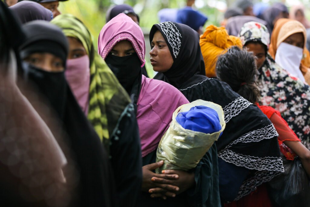 Foto: Rombongan Etnis Rohingya Kembali Berlabuh Di Pantai Utara Aceh