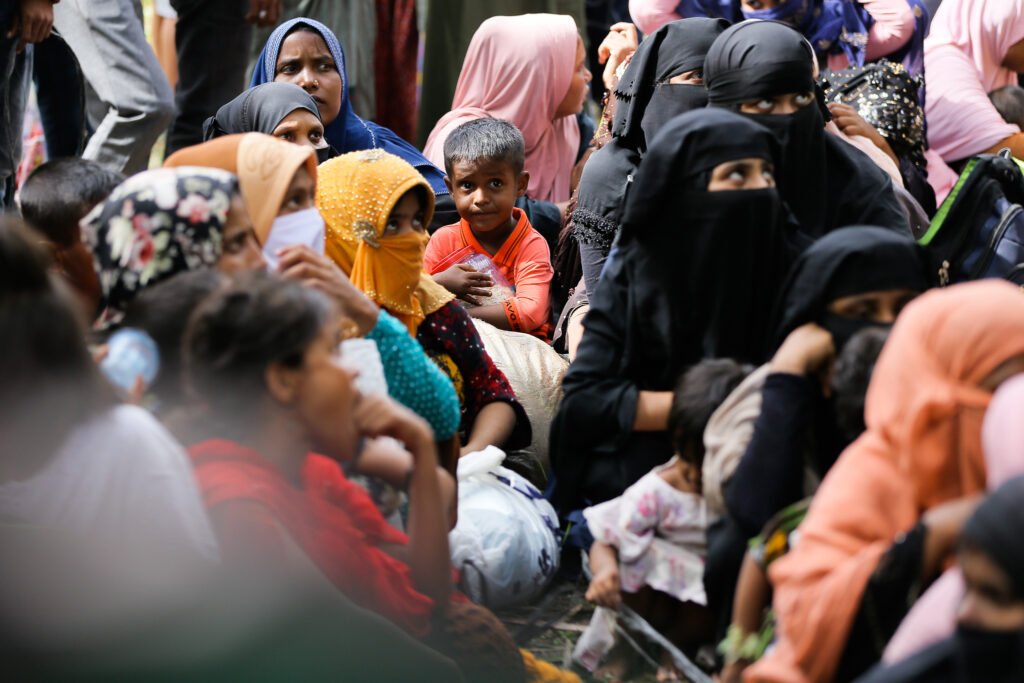 Foto: Rombongan Etnis Rohingya Kembali Berlabuh Di Pantai Utara Aceh