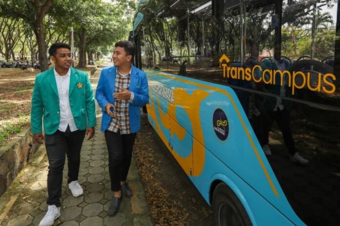 Bus Canggih Beroperasi di Aceh, Dua Unit Mengaspal Khusus di Kampus Darussalam