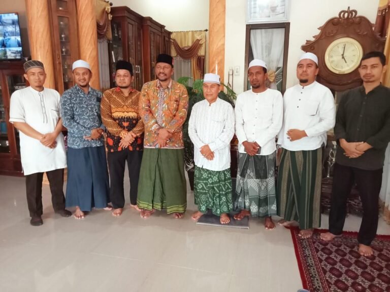 Syech Fadhil Bersilaturahmi Dengan Ulama dan Tokoh Masyarakat