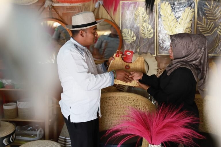 Dukung Pemberdayaan UMKM Bank Aceh Salur KUR Rp 510,6 Miliar