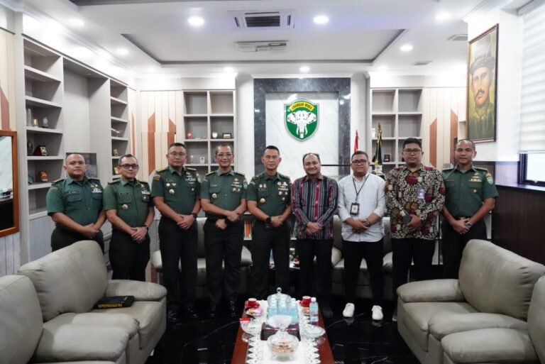 Dipercaya Sebagai Ketua Pansus Revisi UU TNI, Fachrul Razi Lakukan Kunjungan Ke Kodam IM